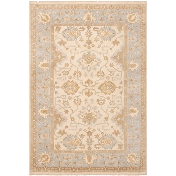 ECARPETGALLERY Hand-knotted Royal Ushak Ivory Wool Rug - 6'0 x 9'0