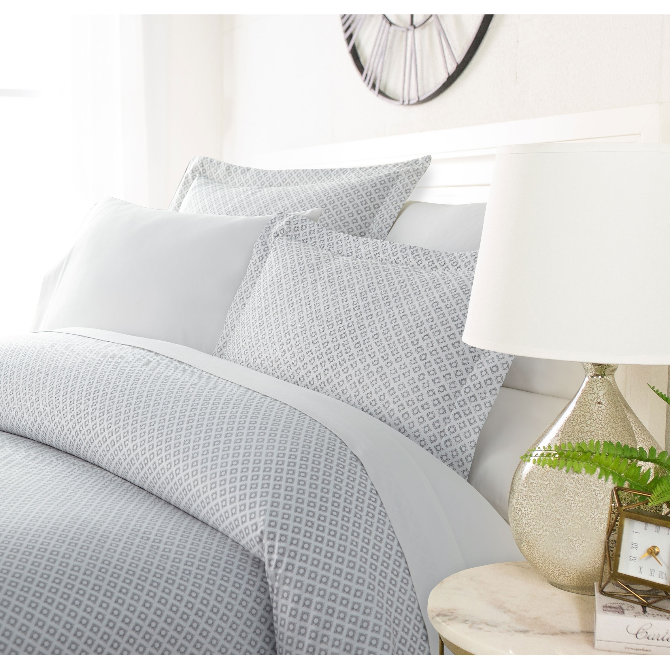Luxury North Star 3 Piece Duvet Cover Set by Simply Soft