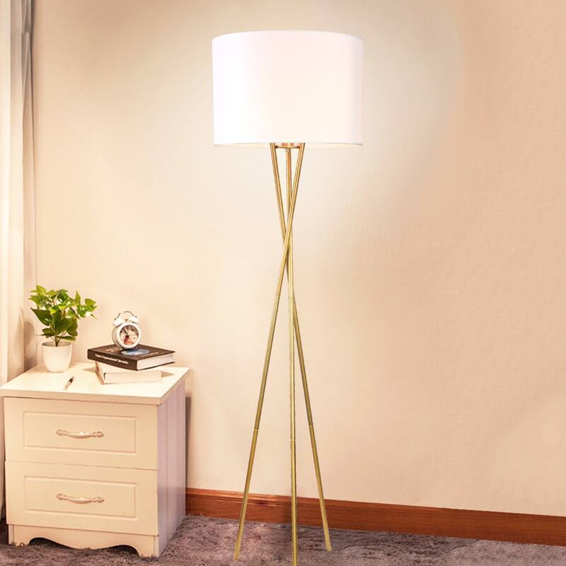 Yaram Polished Brass 1-light Floor Lamp