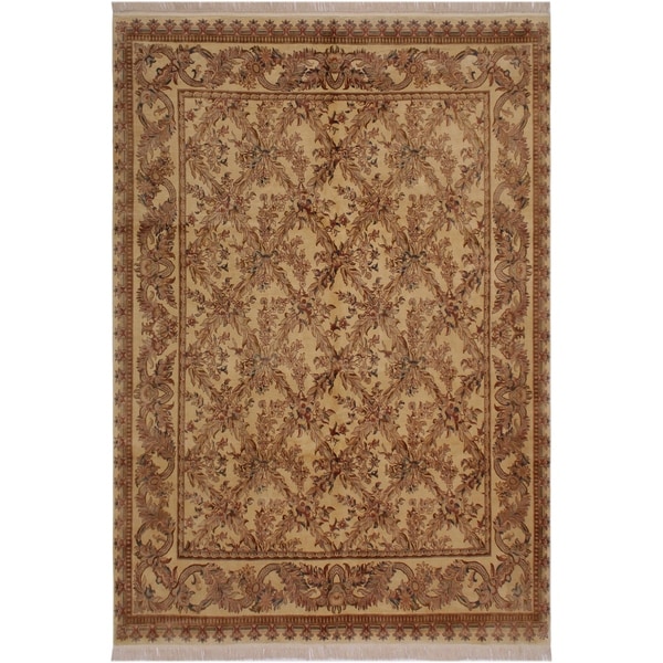 Basan Pak-Persian Claudie Ivory/Pink Wool Rug (8'2 x 10'1) - 8'2" x 10'1"