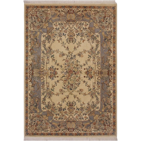 Gujranwala Pak-Persian Doloris Ivory/Grey Wool Rug (6'2 x 9'2) - 6'2" x 9'2"