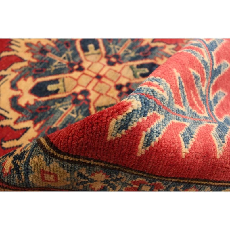 Hand-knotted Finest Gazni Copper, Cream Wool Rug - 4'11" x 6'8"/4'11 x 6'8