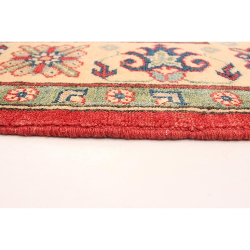 Hand-knotted Finest Gazni Copper, Cream Wool Rug - 5'0" x 6'9"/5'0 x 6'9
