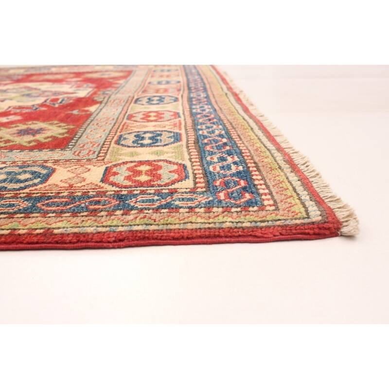 Hand-knotted Finest Gazni Cream, Copper Wool Rug - 4'10 x 6'8/4'10" x 6'8"
