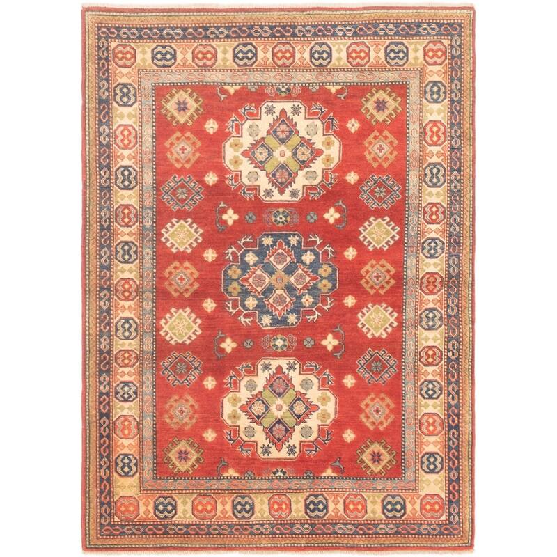 Hand-knotted Finest Gazni Cream, Copper Wool Rug - 4'10 x 6'8/4'10" x 6'8"