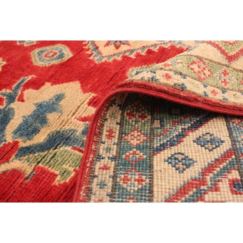 Hand-knotted Finest Gazni Red Wool Rug - 4'10 x 6'6/4'10" x 6'6"