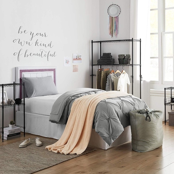 Porch \u0026 den Harglow Alloy Pin Tuck Twin XL College Dorm Bedding Set
