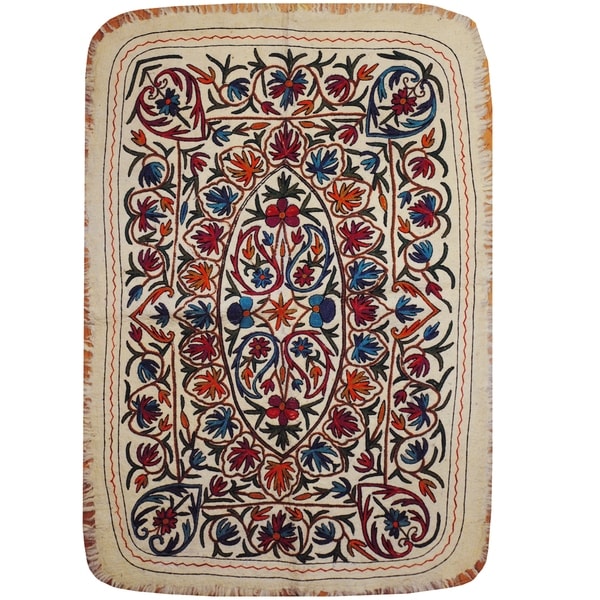 Handmade One-of-a-Kind Uzbek Suzani Namad Wool Kilim (Afghanistan) - 4' x 5'8