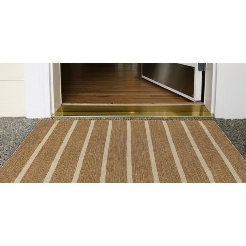 Liora Manne Sorrento Pinstripe Indoor/Outdoor Area Rug
