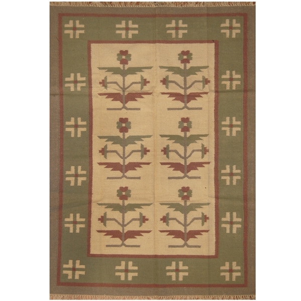 Handmade One-of-a-Kind Wool Kilim (India) - 5'6 x 7'9