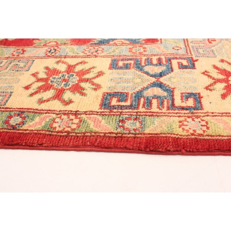 Hand-knotted Finest Gazni Red Wool Rug - 5'2 x 7'4/5'2" x 7'4"