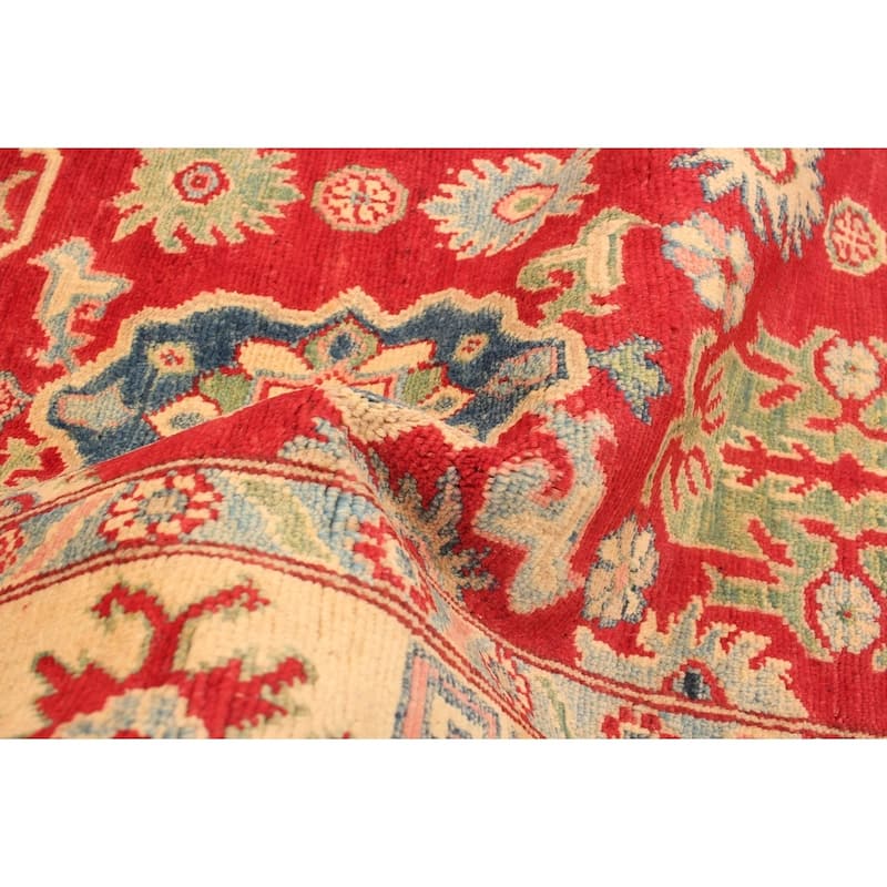 Hand-knotted Finest Gazni Red Wool Rug - 5'2 x 7'4/5'2" x 7'4"