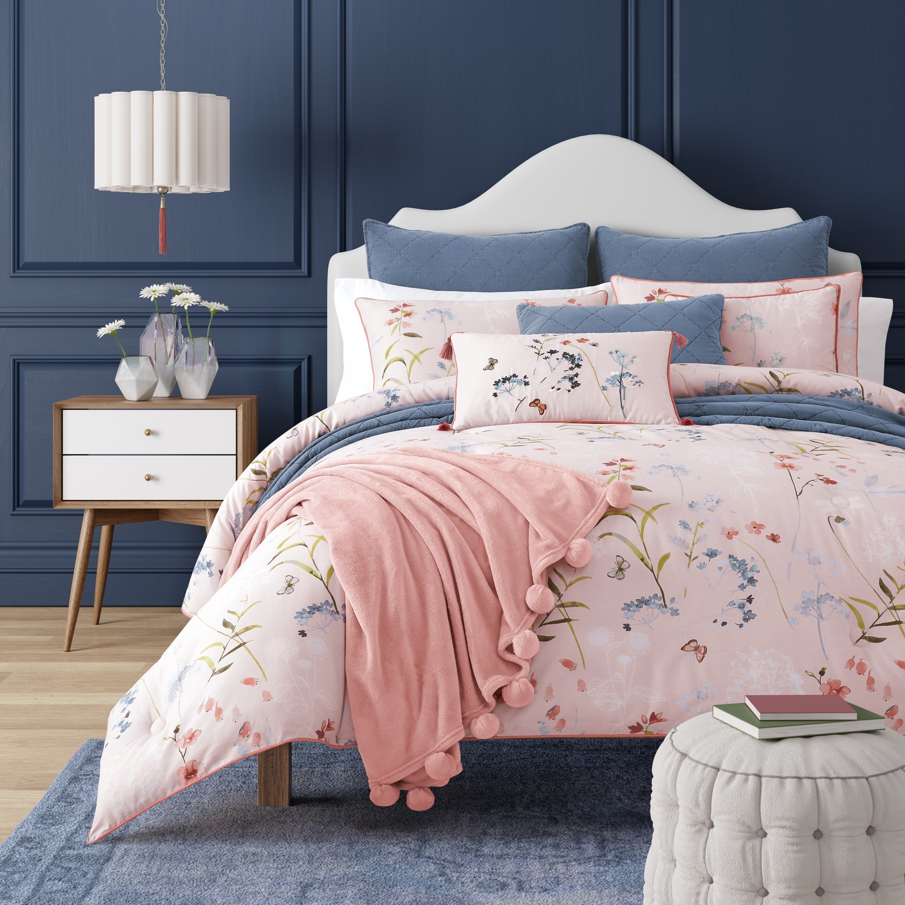 Shop Five Queens Court Blakely Floral Full Queen Size Comforter