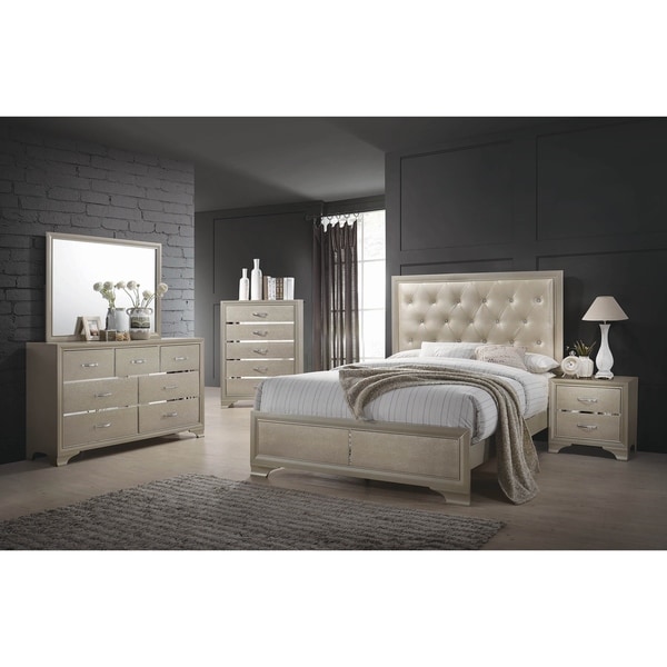 Pola Champagne 3-piece Panel Bedroom Set with Chest