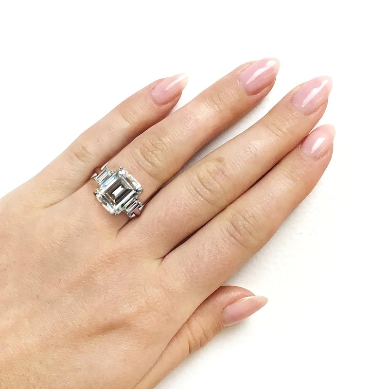 Annello by Kobelli 14k White Gold 5 1/2 Carat TW 3-Stone Emerald Moissanite Forever One (C&C) Engagement Ring