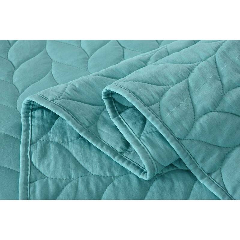Porch & Den Heightsview Prewashed 3-piece Quilted Bedspread Set