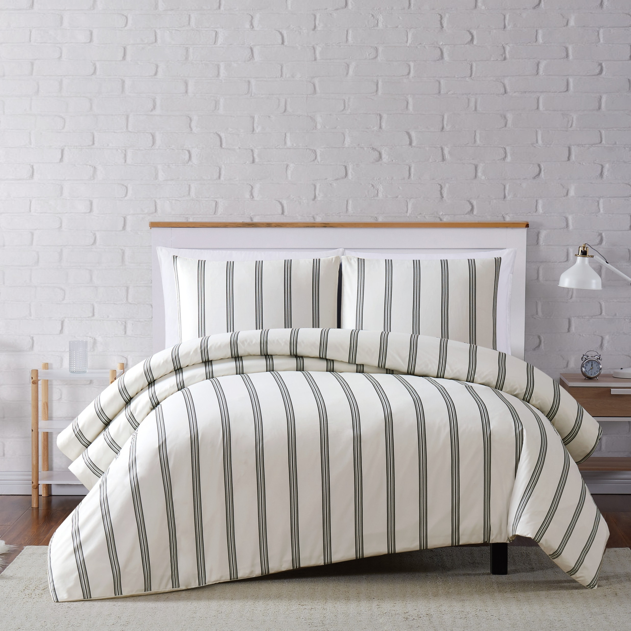 Carson Carrington Tomtnas Soft Millennial Stripe 3-piece Duvet Set