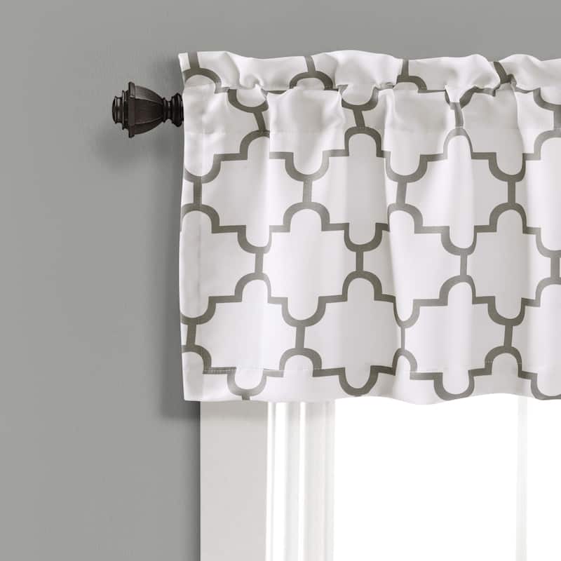 Porch & Den Room Darkening Window Curtain Valance - 18"L x 52"W - 18"L x 52"W