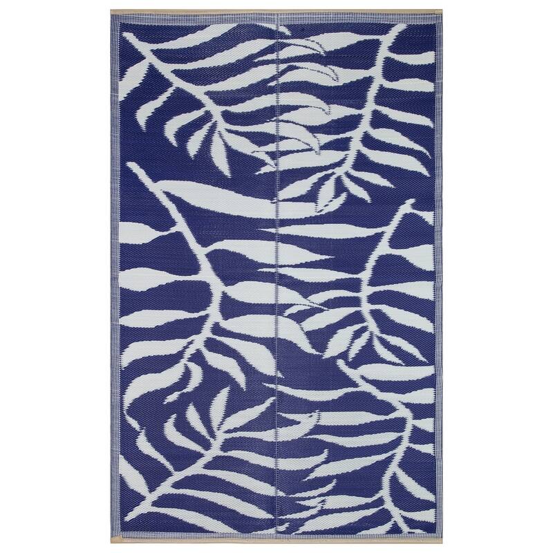 Lightweight Indoor Outdoor Reversible Area Rug -5.9 x 8.9 Feet - Leaf Pattern - N/A