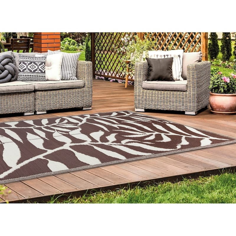 Lightweight Indoor Outdoor Reversible Area Rug -5.9 x 8.9 Feet - Leaf Pattern - N/A