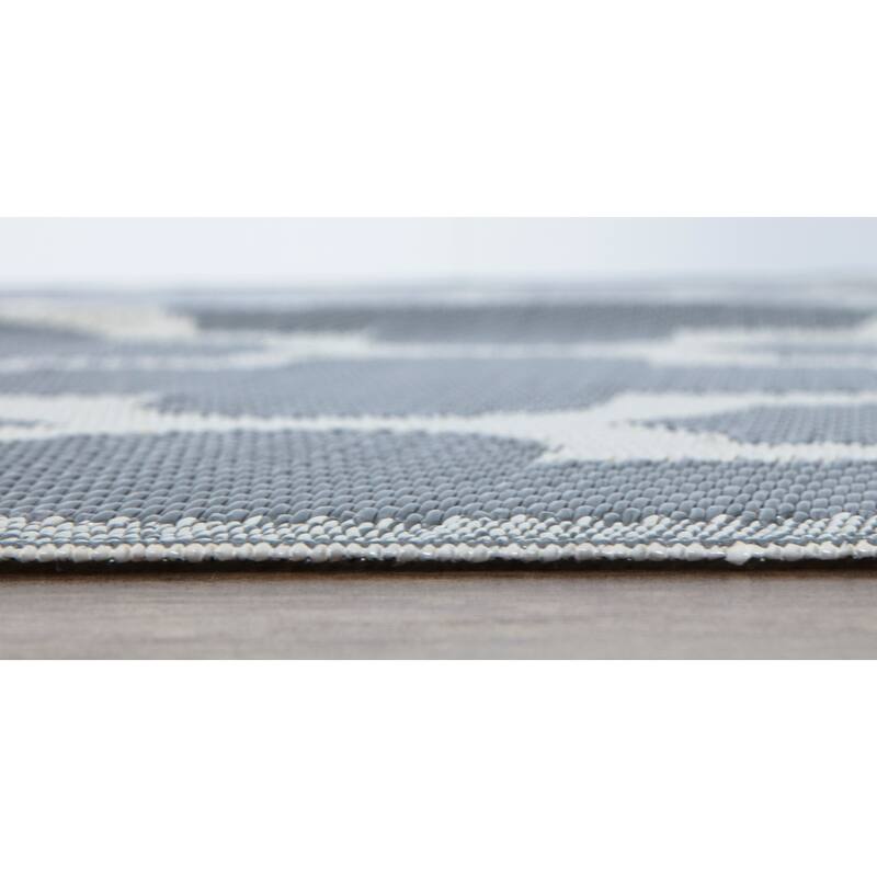 Lightweight Indoor Outdoor Reversible Area Rug - 5.9 x 8.9 Feet -Trellis - 5.9 x 8.9 - 5.9 x 8.9