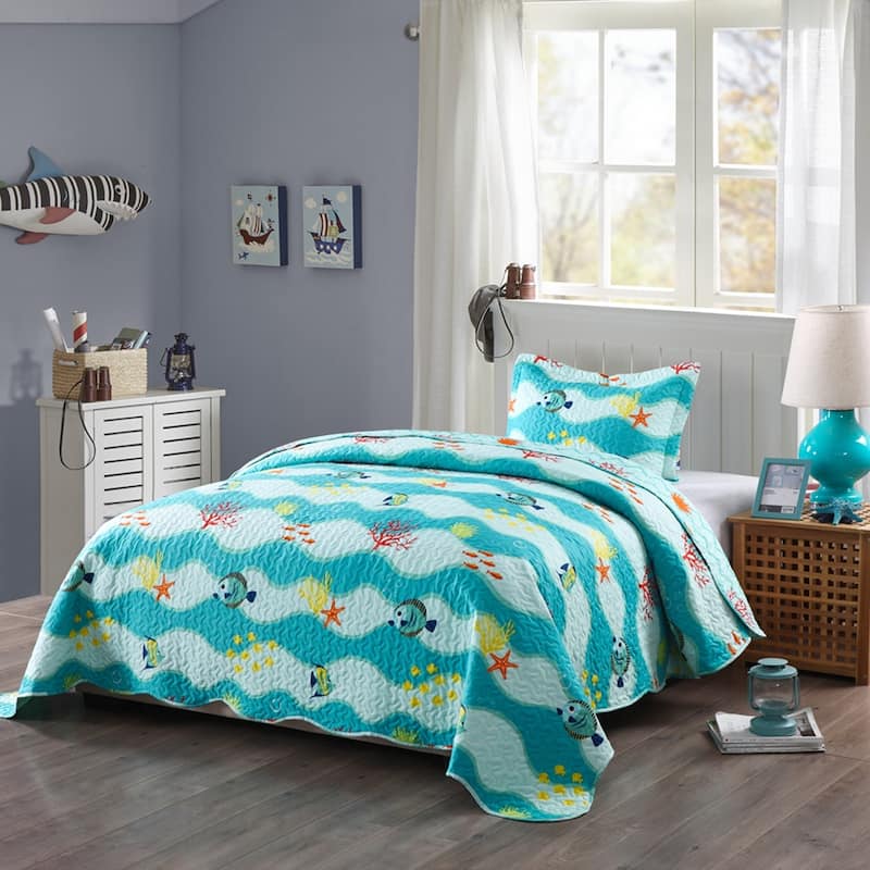 Porch & Den Lumbee Aquatic Quilt Set - Twin/Full - Queen/Full