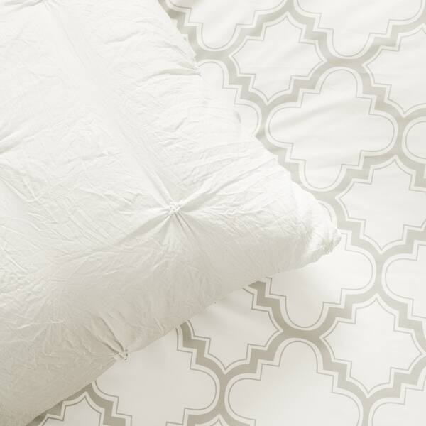 Shop Lush Decor Ravello Pintuck Caroline Geo Comforter Set