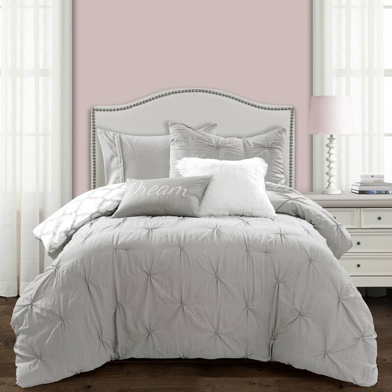 Lush Decor Ravello Pintuck Caroline Geo Comforter Set