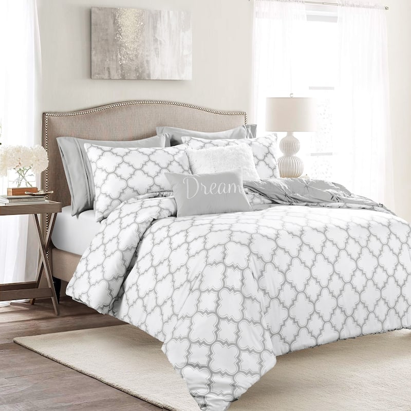Lush Decor Ravello Pintuck Caroline Geo Comforter Set