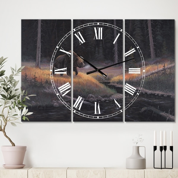 Designart 'The Guardian' Large Traditional Wall Clock - 3 Panels - 36 in. wide x 28 in. high - 3 Panels