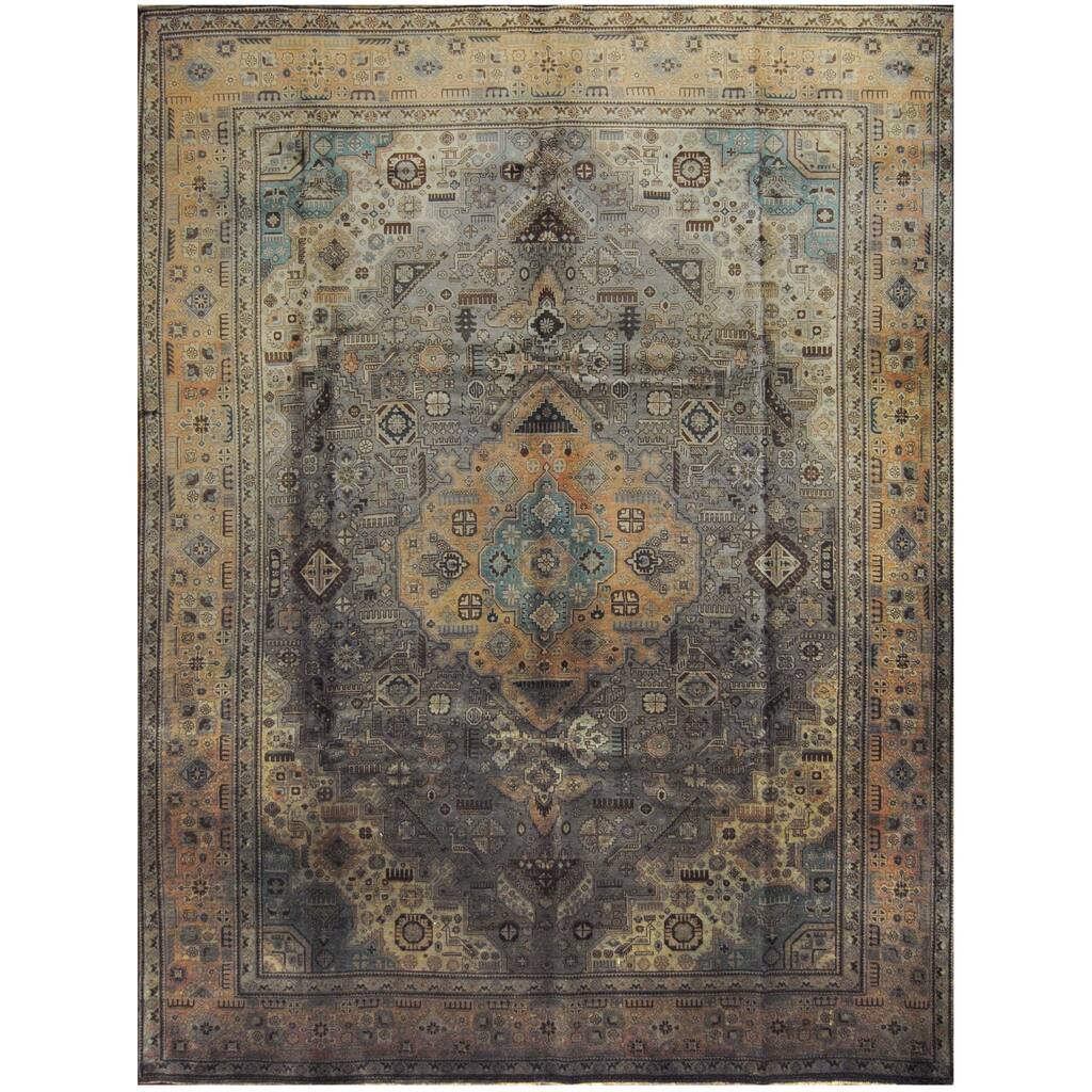 Handmade Tabriz Wool Rug (Iran) - 9'7 x 13'