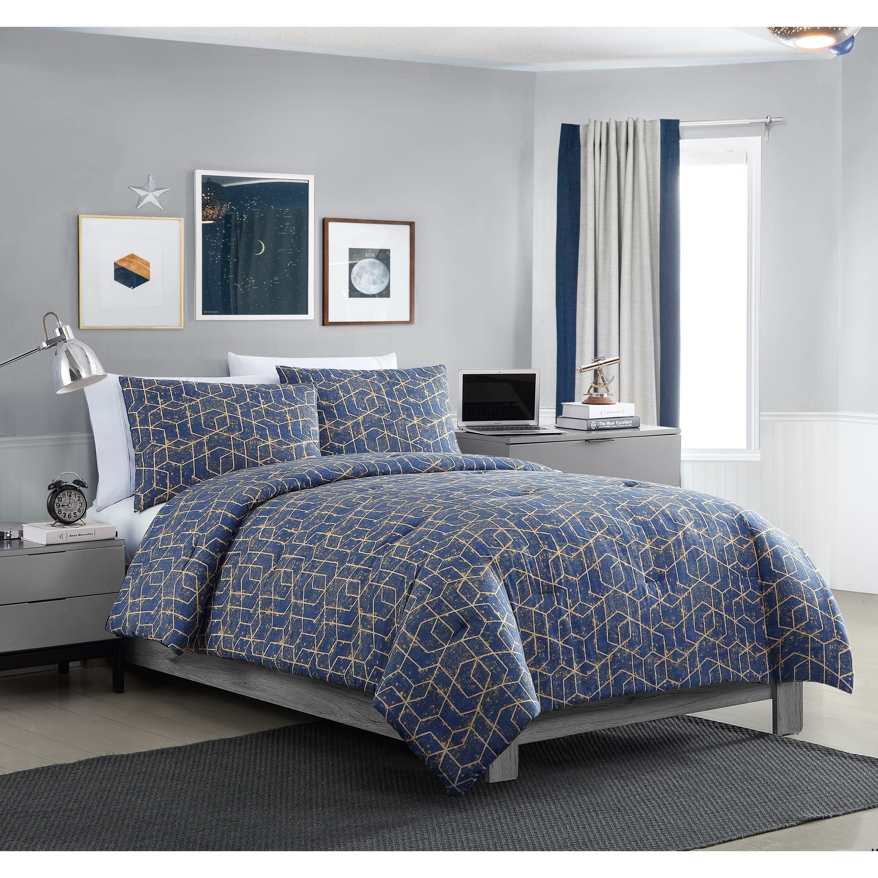 Shop Carson Carrington Illberg Geometric Gold Comforter Set Free