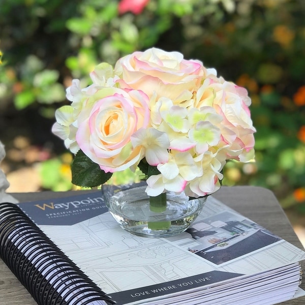 Enova Home Hydrangea and Rose Mixed Silk Flower in Clear Glass Vase For Home Decoration
