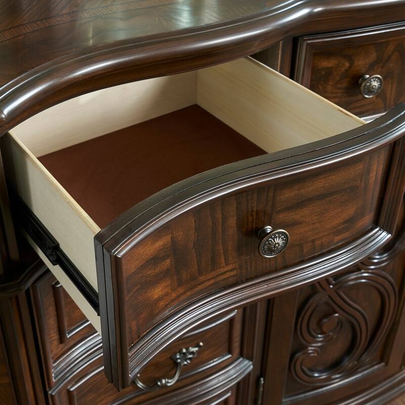 Steve Silver Richland 9-drawer Dresser and Mirror