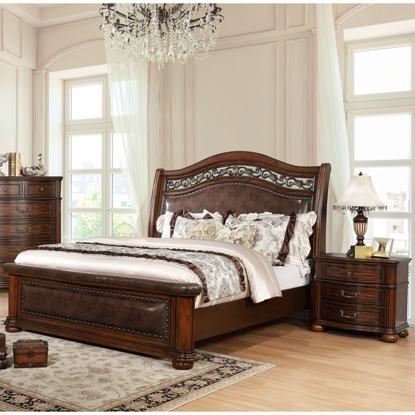 Gracewood Hollow Samarah Traditional Brown Cherry 3-piece Bedroom Set