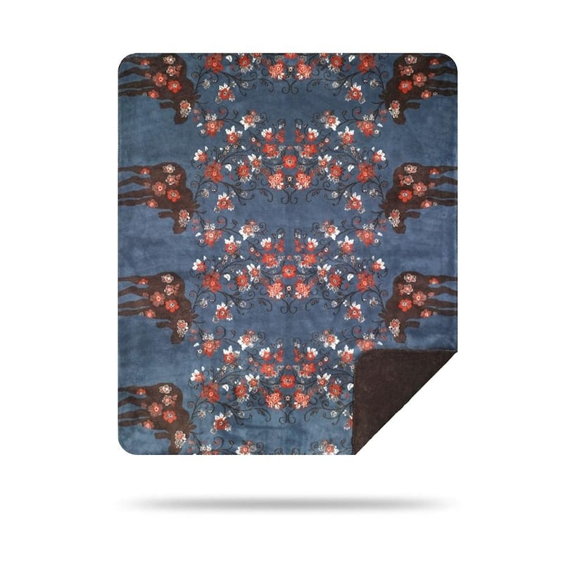 Denali Moose Blossom Blue/Taupe Microplush Blanket