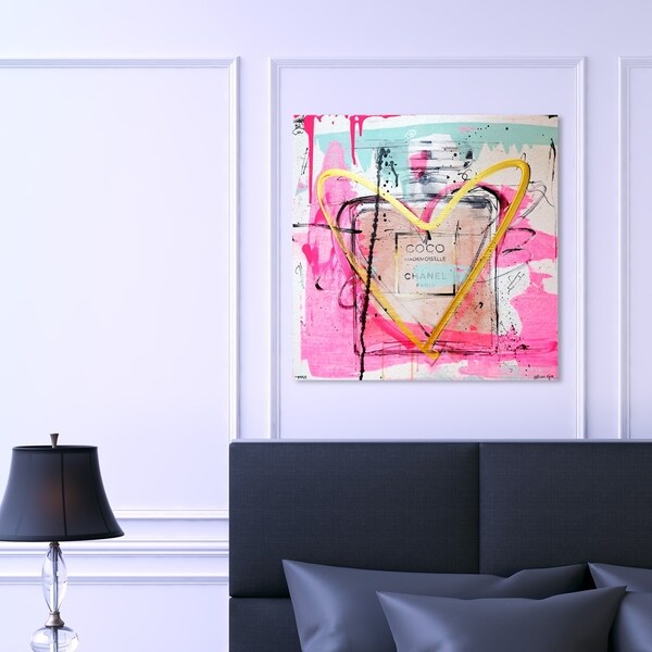 Oliver Gal 小さい 30x30cm Priceless Fashion Paint アート Amazon.com: The Oliver Gal Artist Co. Oliver Gal Strut' Pink