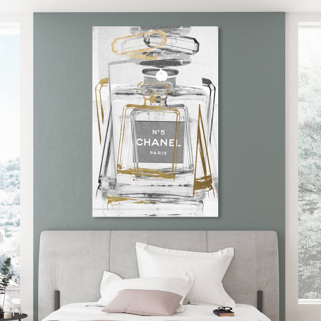 Oliver Gal 'Infinite Glam Light Gray' Fashion and Glam Wall Art Canvas Print - Gray, Gold