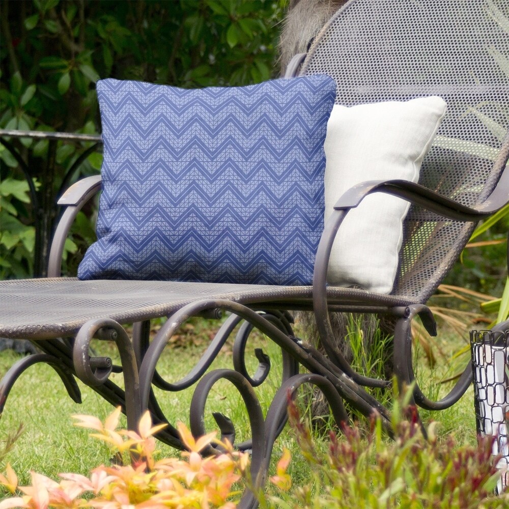 https://ak1.ostkcdn.com/images/products/28429853/Monochromatic-Hand-Drawn-Chevron-Pattern-Indoor-Outdoor-Pillow-a16c2070-2d76-4fba-860b-088ff69e3ce1_1000.jpg