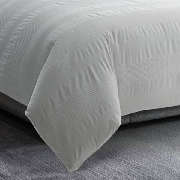 Shop Vera Wang Waffle Stripe White Cotton Comforter Set On Sale