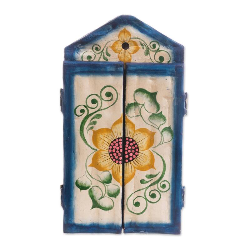 Handmade Heart Shop Wood Retablo (Peru)