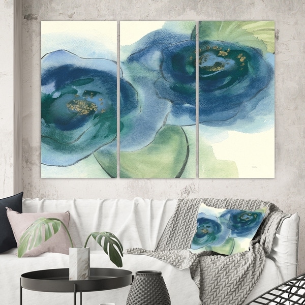 Designart 'Blue Floral Poppies III' Cottage Gallery-wrapped Canvas