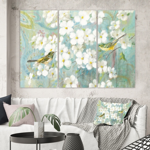 Designart 'Birds on Blossom' Traditional Gallery-wrapped Canvas