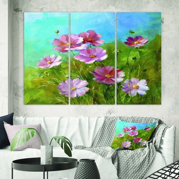 Designart 'Red Wildflowers on A Green Meadow' Traditional Canvas Art