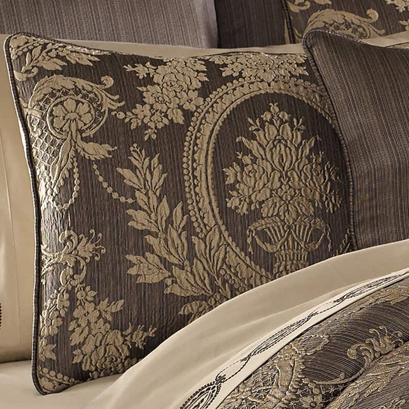 Gracewood Hollow Lisako 4-piece Luxury Damask Pattern Comforter Set
