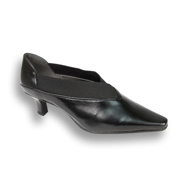 Extra wide width on sale pumps