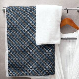 Two Color Diamonds Bath Towel - 30 x 60 - Bed Bath & Beyond - 28497904