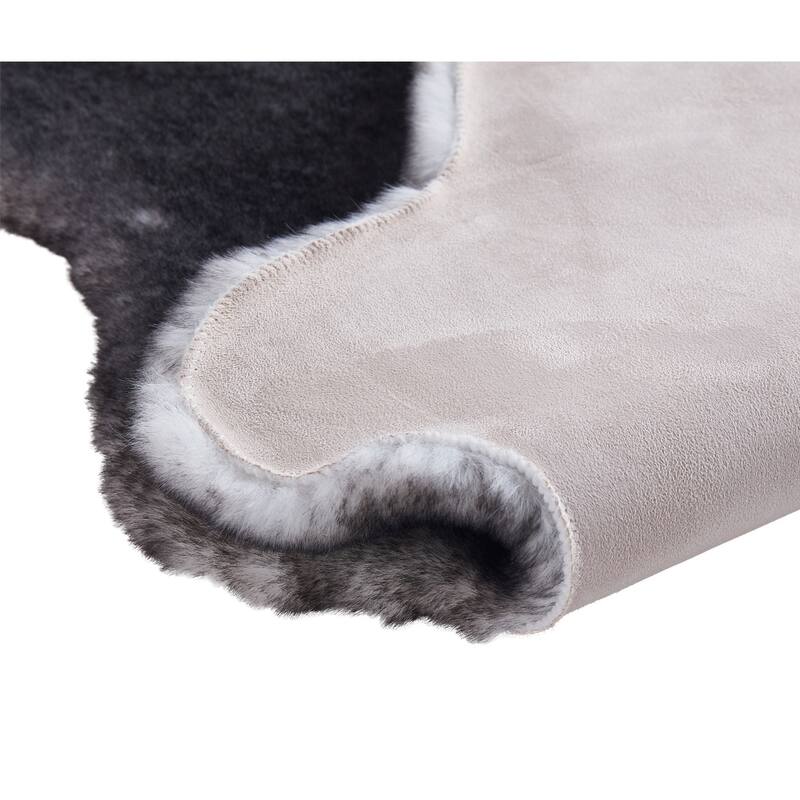 Amore Shag Animal Shaped Area Rug - 5' x 7' - 5' X 7'