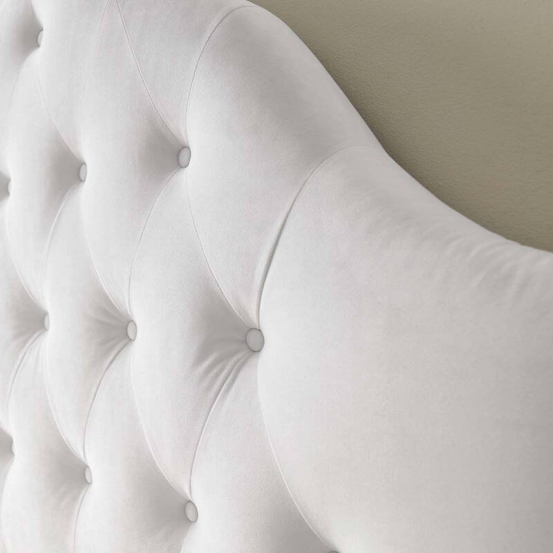 Carson Carrington Labbsand Twin Diamond Tufted Velvet Headboard