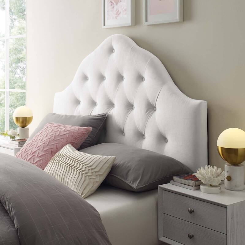 Carson Carrington Labbsand Twin Diamond Tufted Velvet Headboard - White